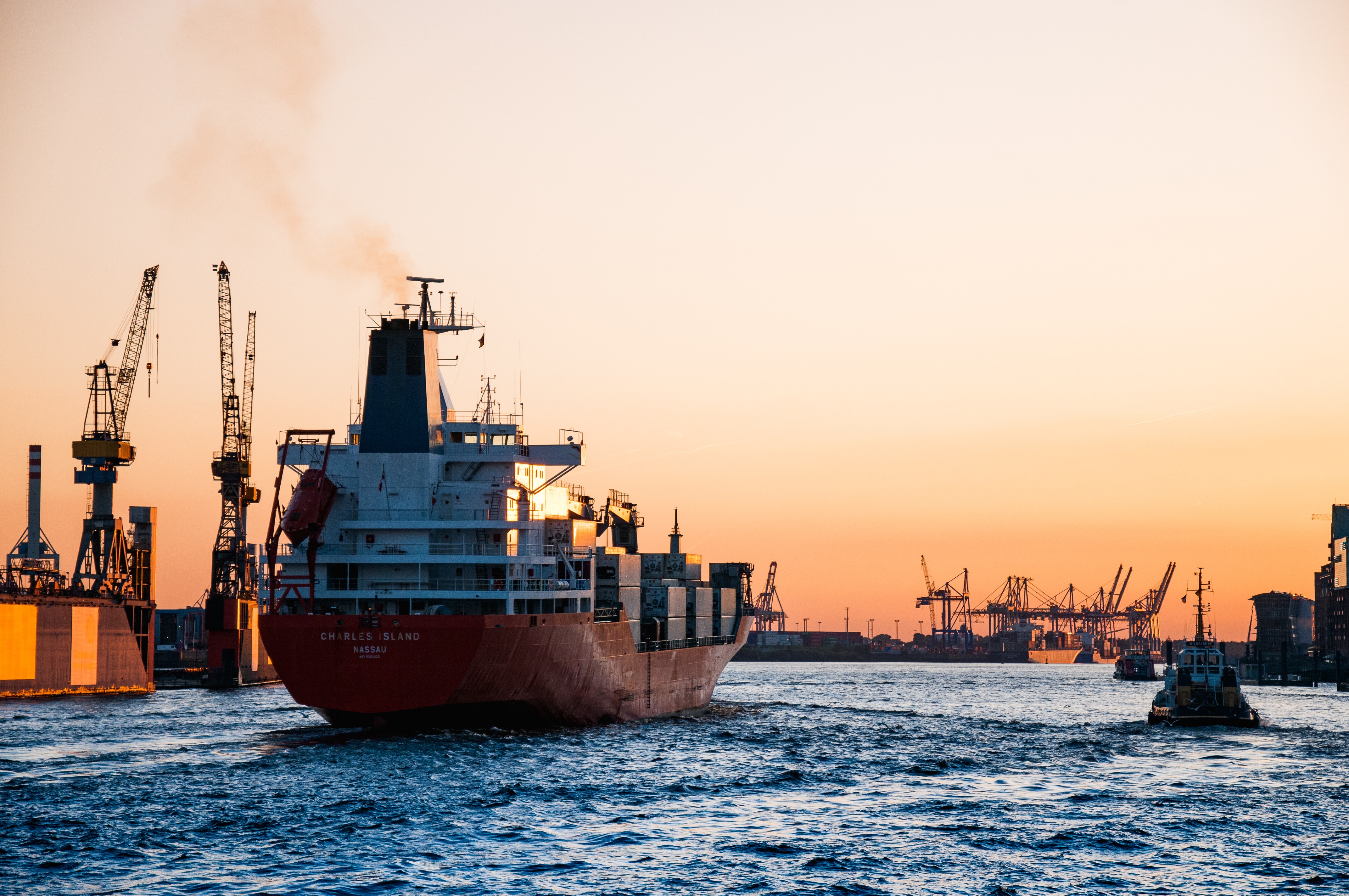 La UE fija  precio a las emisiones de carbono del transporte marítimo