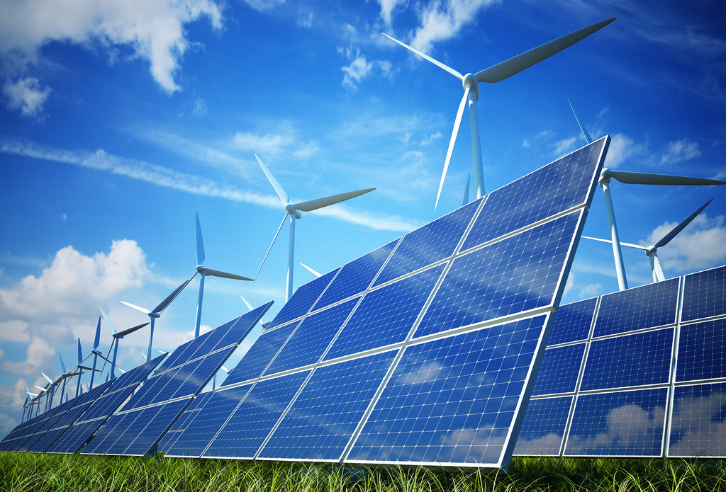 El Mundo alcanza 1,000GW de energía solar y eólica instalada